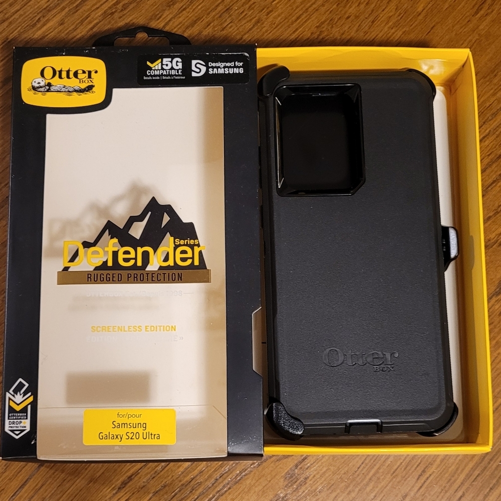 Otterbox Defender Case (Samsung S20 Ultra)